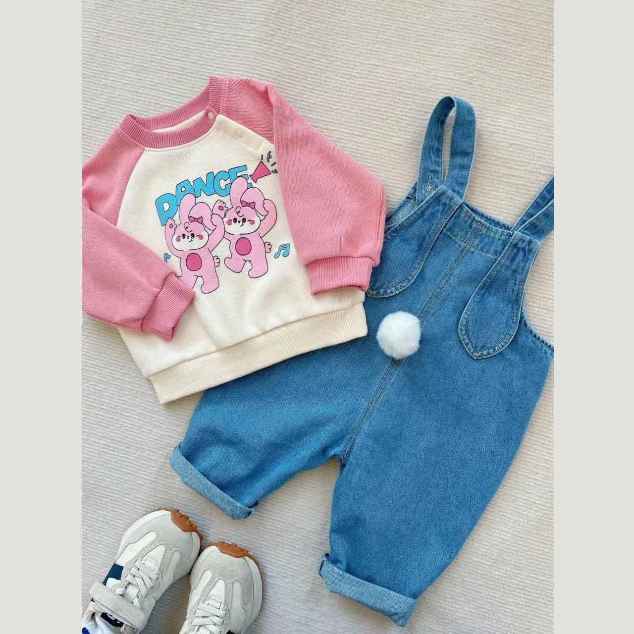 【好可愛】嘟嘟家兒童衛衣春季圓領男童春裝女童裝背帶褲嬰兒衣服