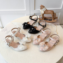 儿童尖头水钻蝴蝶结凉鞋2026夏季新款韩版时尚女中大童高跟演出鞋