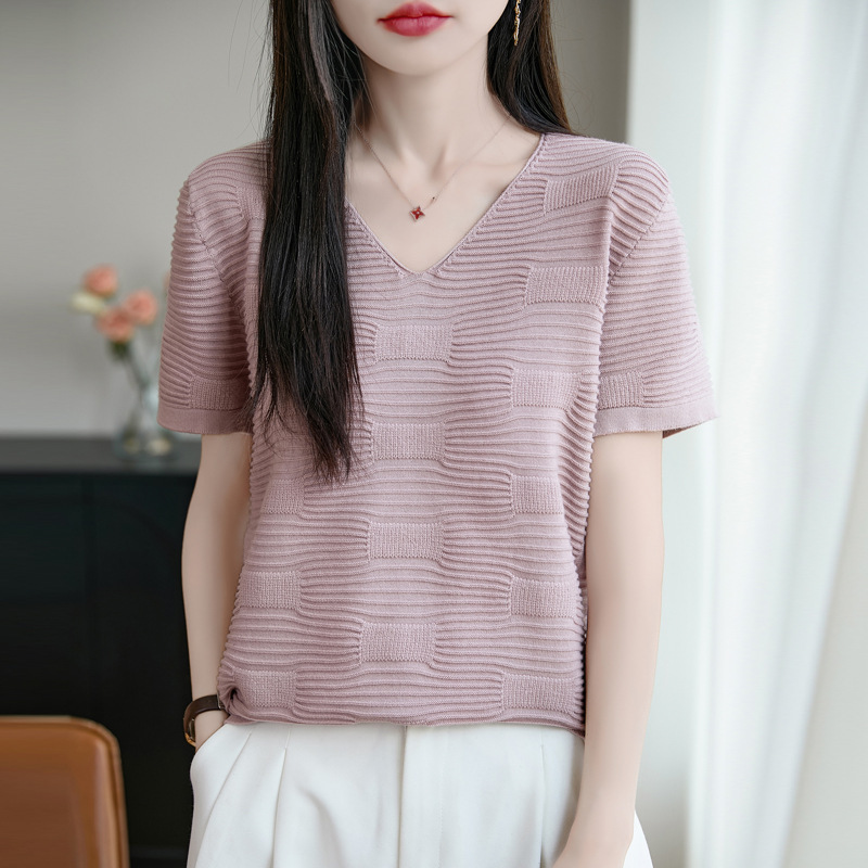 Summer new women's top full solid color cotton sweater short sleeve women's T-shirt women's V-neck vest hook flower wholesale