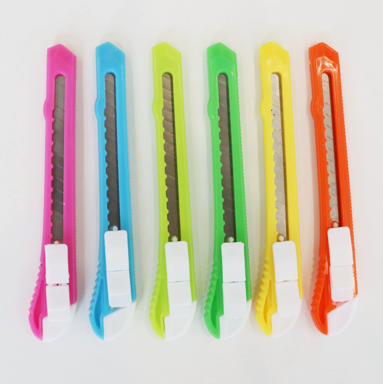 888-тип ножа фабрика художественных ножей ручной работы нож для резки бумаги нож для обоев Taobao подарок Внешняя торговля