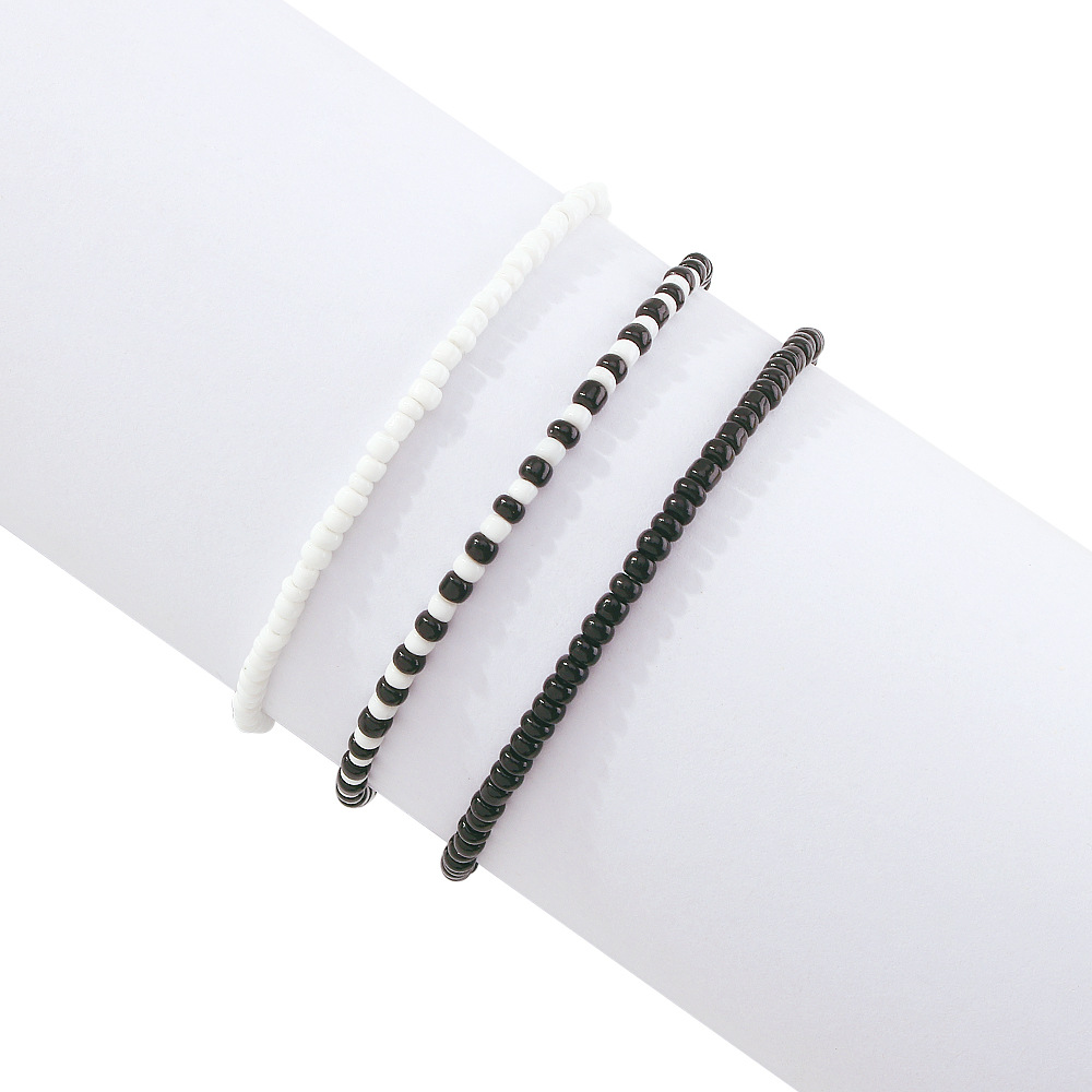 Bracelet De Perles Noires Et Blanches De Style Ethnique En Gros Nihaojewelry display picture 10