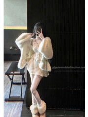 法式純欲蕾絲花邊米白色吊帶背心女公主甜美修身顯瘦打底內搭上衣