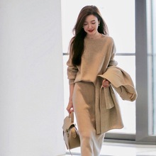 欧洲站秋季2025新款女装名媛裙子高级感套装毛衣配裙子针织两件套