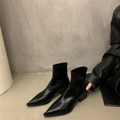 Korean-style small nude leather boots with pointed toes, short women's shoes, 2025 trendy and versatile fashion boots with thick heels and slim design