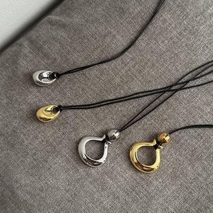 ��ˮͬ����K����X��С���OӋ�к��sins���Į��ζ����L����Ů