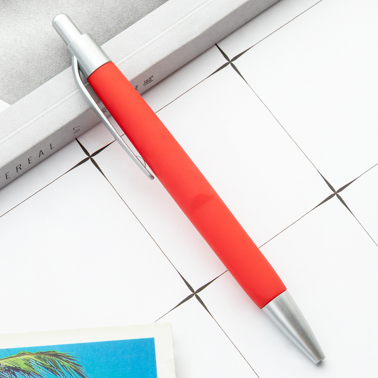 Bolígrafo de bolas de color se puede imprimir logotipo de regalo de estudiantes bolígrafo de publicidad de presión de negocios hotel de reunión bolígrafo de plástico