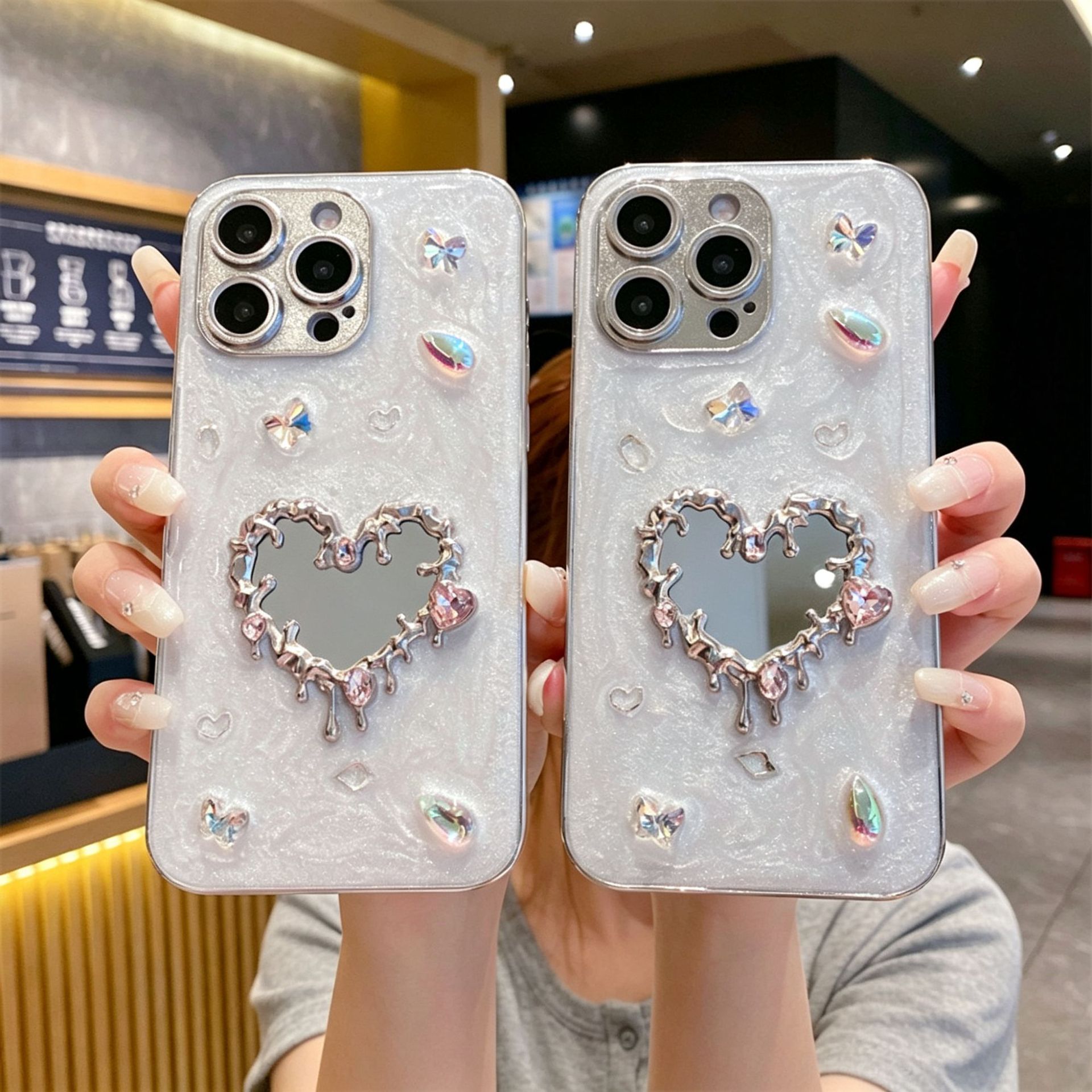 适用苹果18promax手机壳iphone17pro闪钻爱心镜子蝴蝶16/15新款14