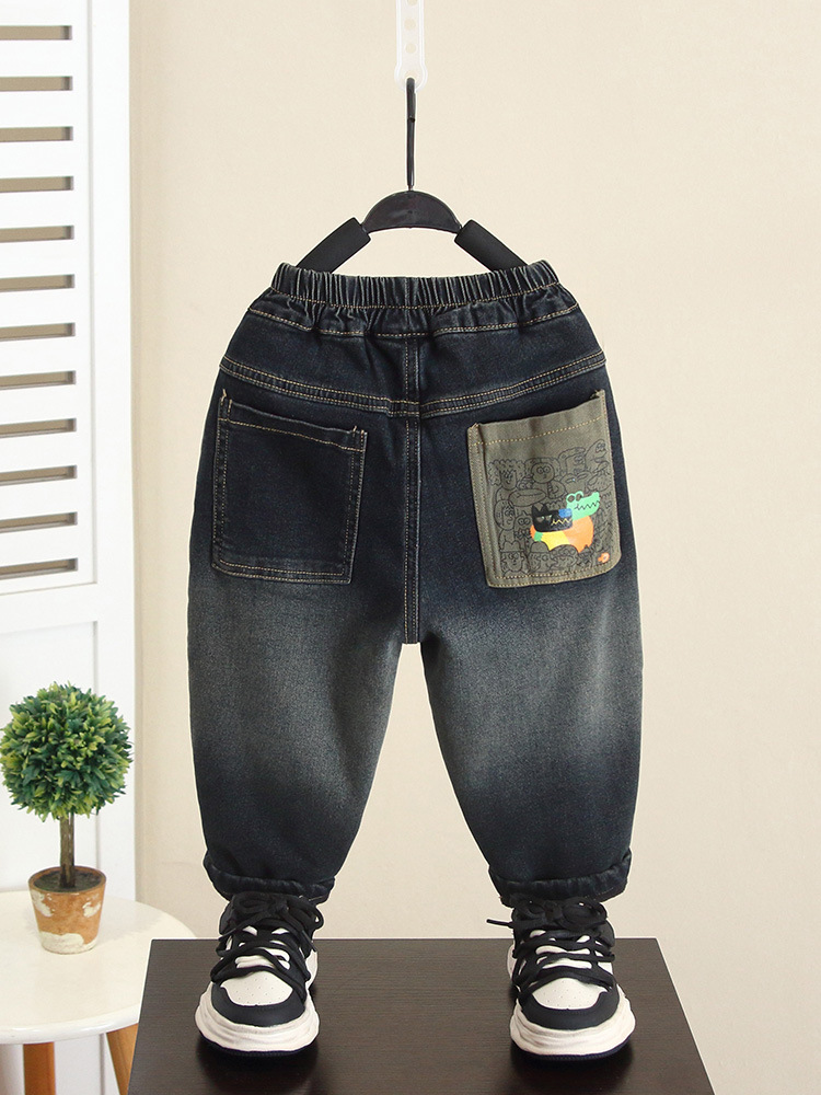 6500 jeans de terciopelo de invierno para niños 2025 nueva moda para bebés más pantalones de terciopelo pantalones de otoño e invierno marea