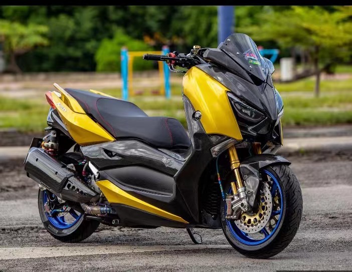 Suitable for Yamaha Xmax300 Front and Rear Cast Wheels Aluminum Alloy Lightweight Cnc Modified Wheels and Rims Modified Only