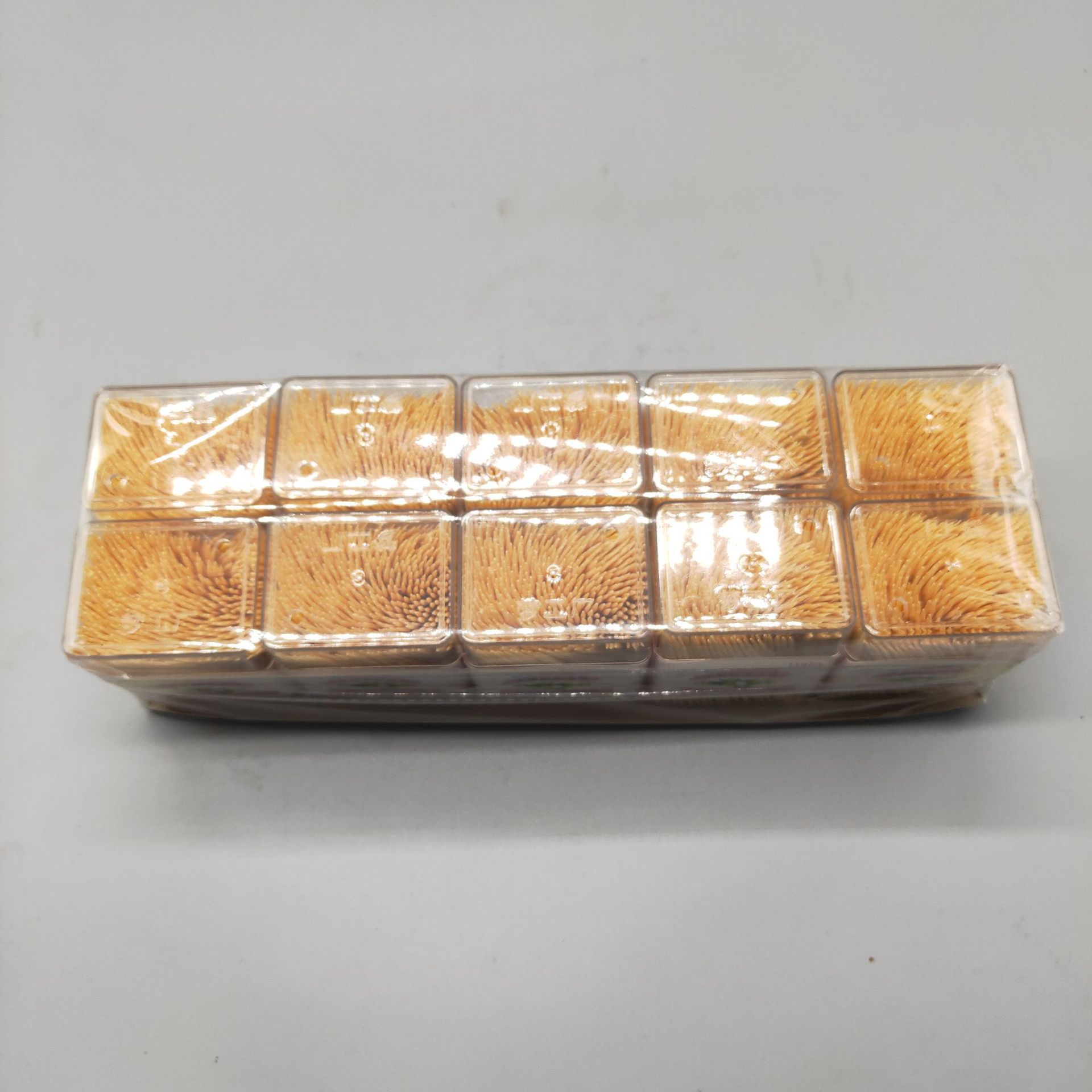 10655527896_1938065655