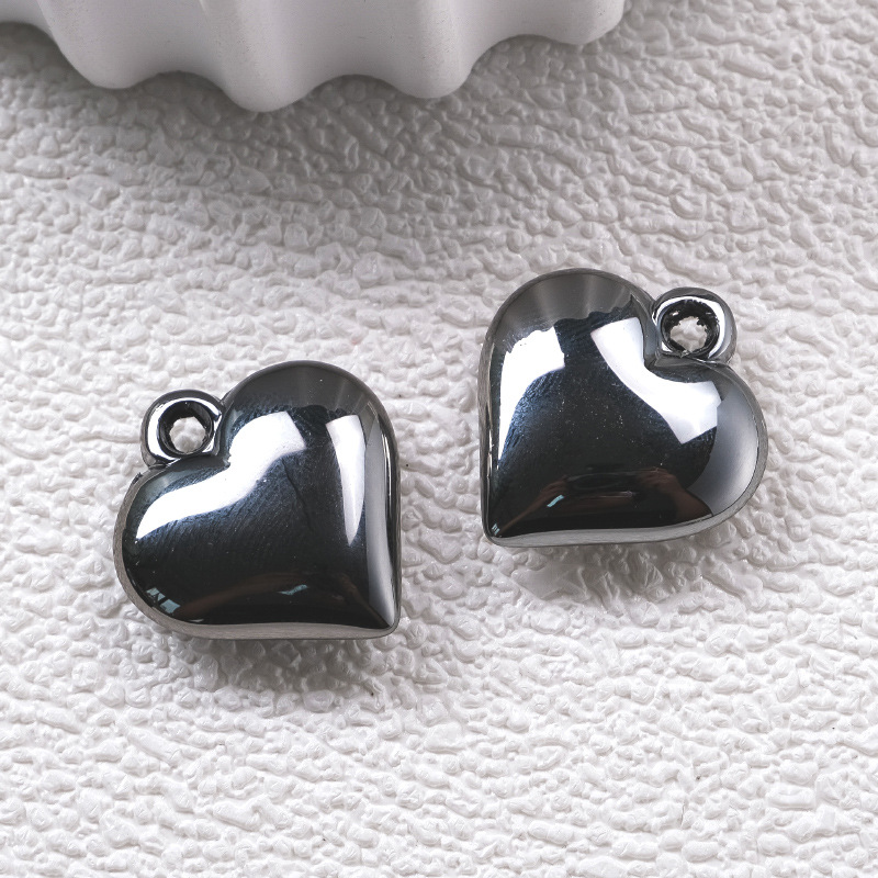 Romantic Simple Style Heart Shape Arylic Plating Charms Jewelry Accessories display picture 1