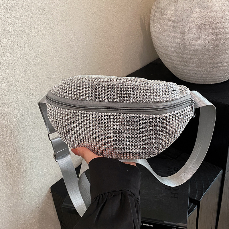 Diamante Diamante Diamante Personalidad Todo-fósforo Riñonera Mujer Verano Nuevo 2025 Cinturón de hombro ancho Bolso de pecho de color sólido de moda