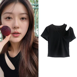 连衣裙;时尚休闲套装;毛衣