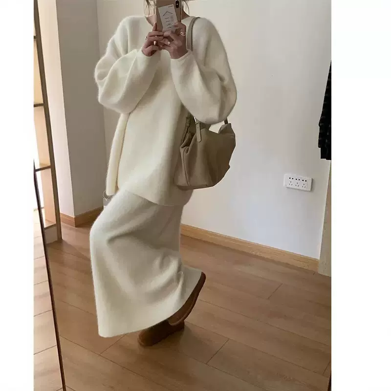 小香风精致套装女秋冬新款后排扣毛衣＋针织半身裙名媛风两件套