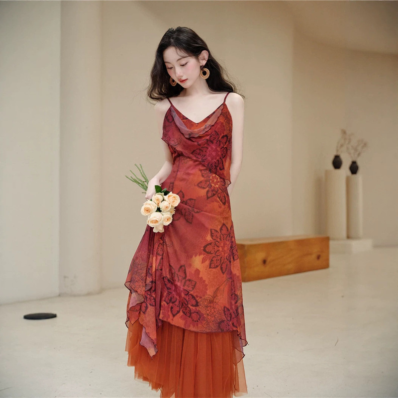 Gentle and Elegant Red Suspender Printed Sleeveless Dress Women's 2026 New Style Elastic Waist Skirt Two-Piece Set Gentle and Elegant Red Suspender Printed Sleeveless Dress Women's 2026 New Style Elastic Waist Skirt Two-Piece Set