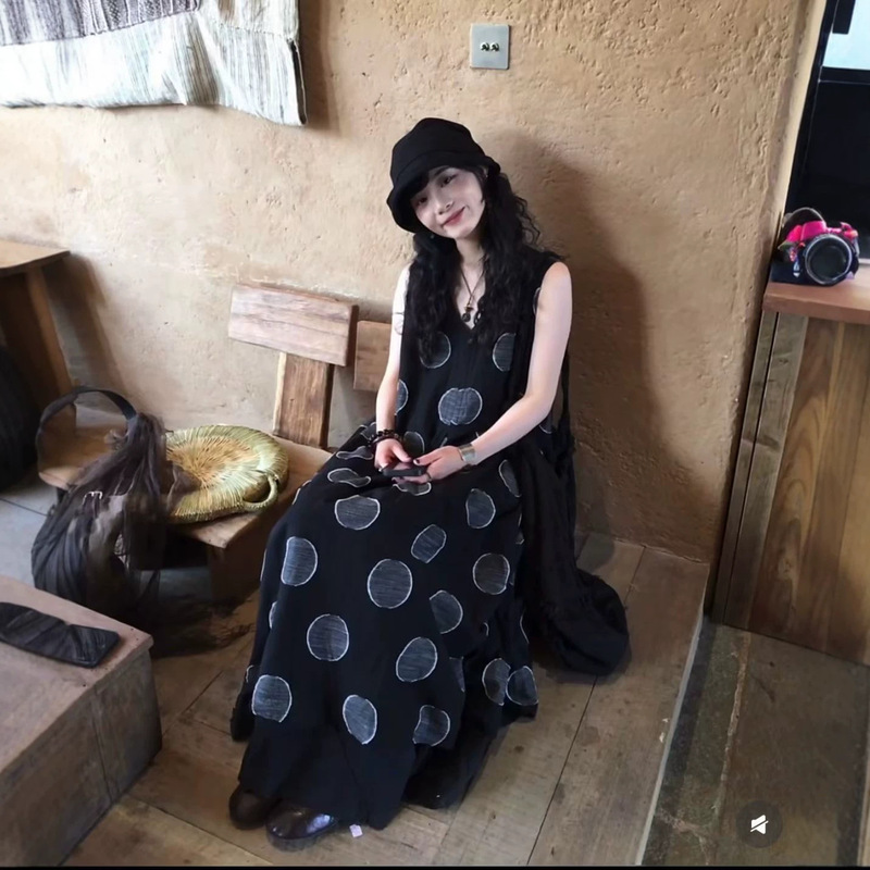 Linen Retro Black Polka Dot Dress for Women, Summer Loose-Fitting, Hip-Covering, Petite, Artistic Style A-Line Long Dress
