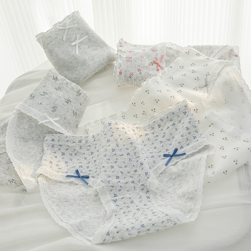 Category a Baby Cotton Underwear for Women, Floral 10A Crotch Women's Underwear, Mid-Waist Hip-Covering Student Briefs