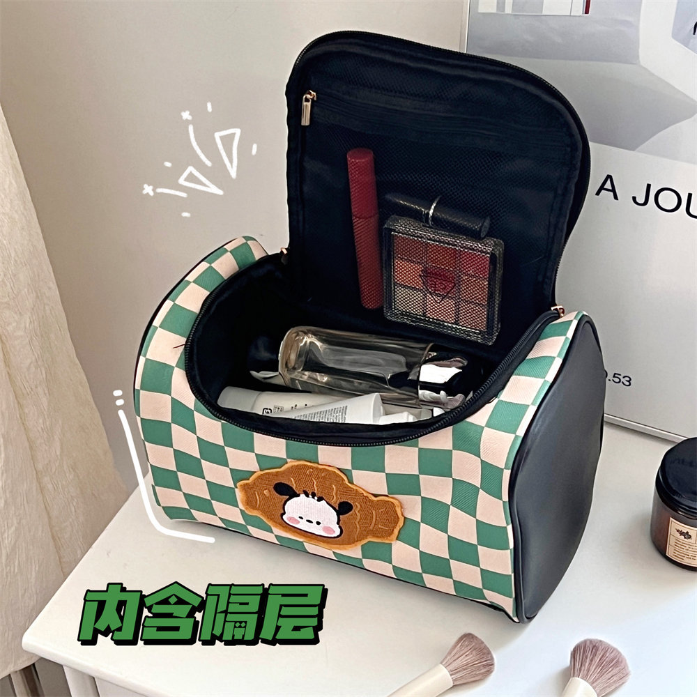 Tengyi original de gran capacidad retro de alto aspecto de la tela escocesa bolsa de cosméticos chica corazón bolsa de almacenamiento portátil nueva venta al por mayor