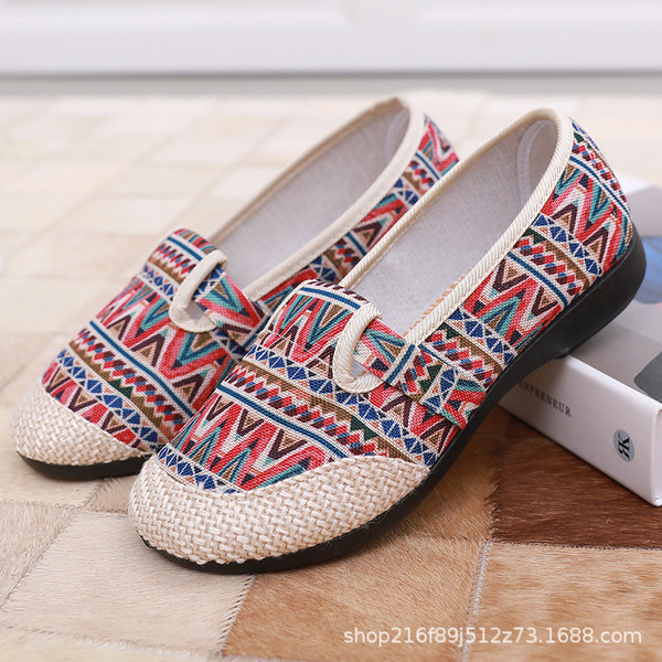 Ethnic Beijing cloth slippers for leisure