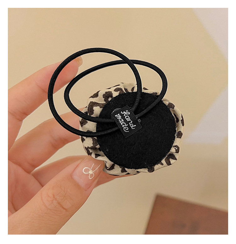 20g Weight Hair Tie Hair Accessories Type 1 Piece Quantity Holiday, Daily Occasion Cloth Material Leopard Pattern All Seasons Season Women's Gender Streetwear Style Streetwear Women's Leopard Cloth Hair Tie 13