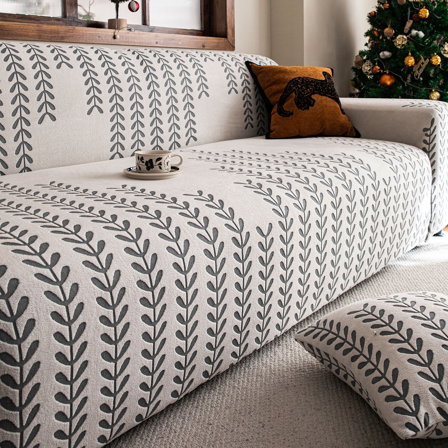 Versatile Style Jacquard Velvet All-Inclusive Sofa Cover 2026 New Model Cushion Cover for All Seasons, Non-Slip and Wear-Resistant Cover