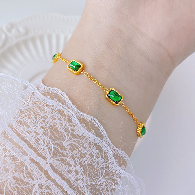 Korean-style Niche High-grade Emerald Zircon Titanium Steel Bracelet Women's 18k Golden Simple Elegant Internet Trendy Jewelry Korean-style Niche High-grade Emerald Zircon Titanium Steel Bracelet Women's 18k Golden Simple Elegant Internet Trendy Jewelry