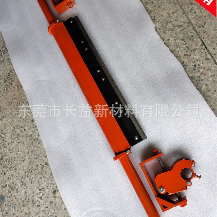 厂家优惠供应 电力 冶金等输送机聚氨酯皮带清扫器及其配件