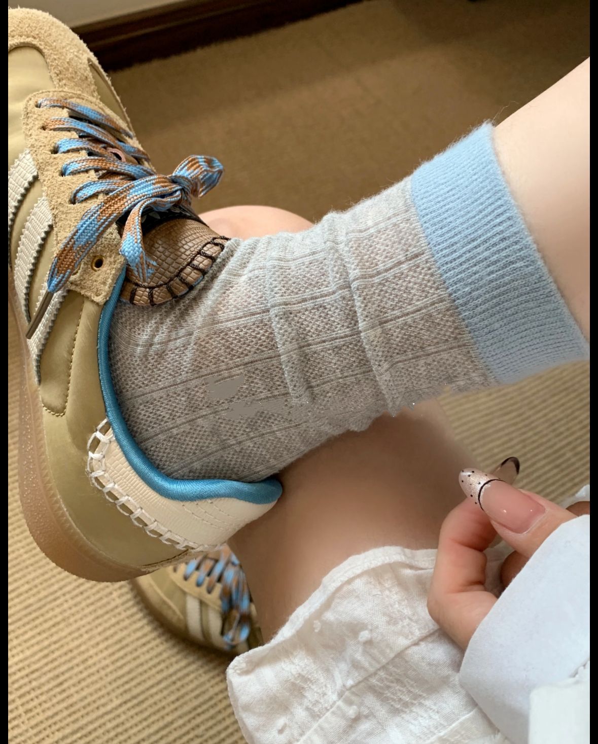 Calcetines de verano para mujer, estilo coreano, de malla fina, huecos, absorbentes del sudor, transpirables, versátiles, hasta la pantorrilla.