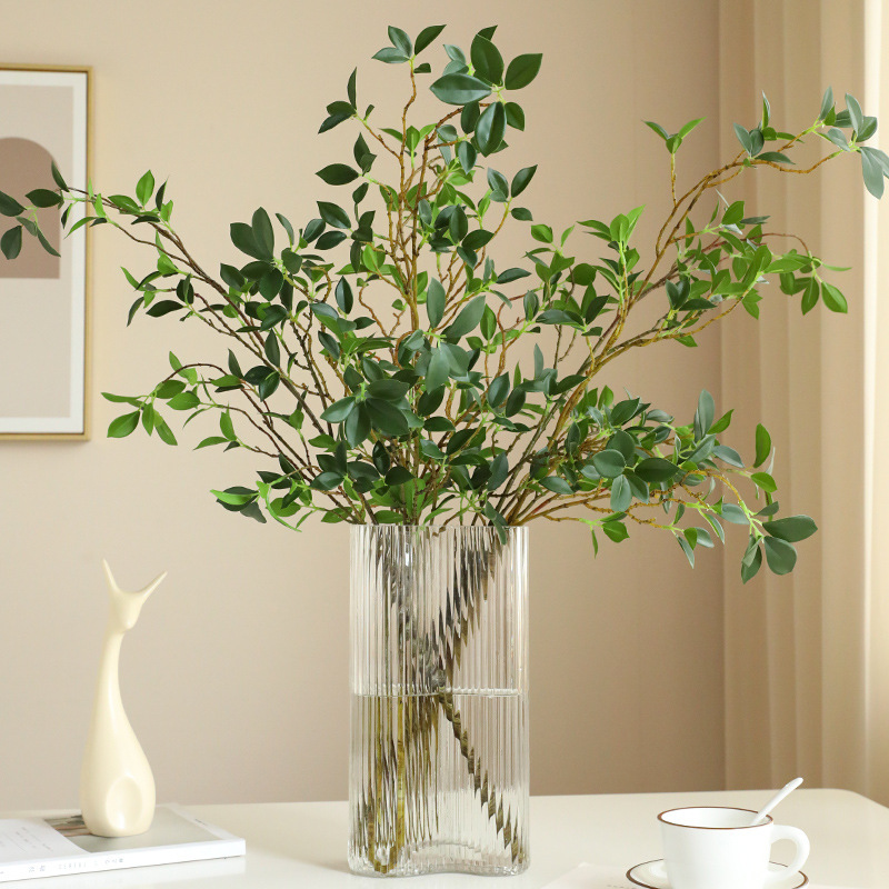 Artificial plant fake leaves green plant home decoration Banyan leaf artificial flower shooting background long branches ficus leaf