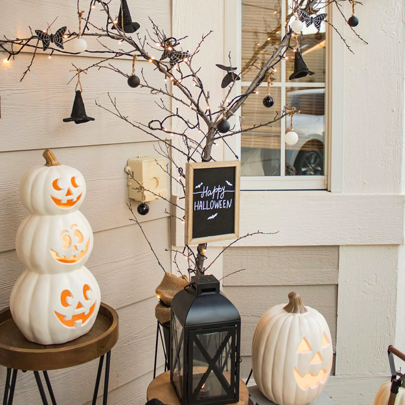 新しいハロウィンのゴーストフェイスパンプキンランプ、INS風のクリエイティブな発光装飾、屋内外のシーンを飾る小道具|undefined