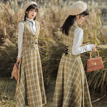 ԭ��2024�괺���¿�͹Ÿ����R�װ���ȹ���b+�����r�����Ů�b