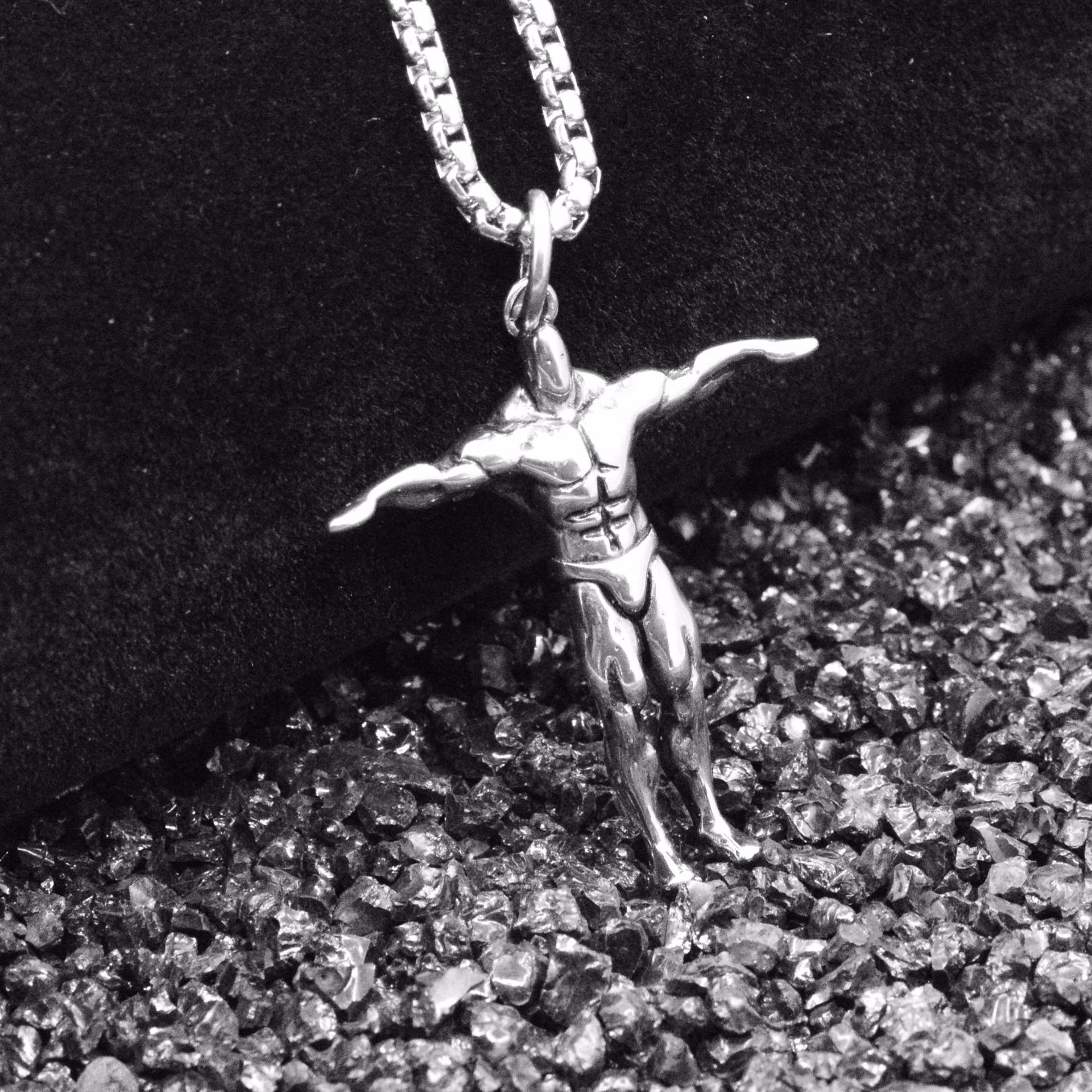 Bodybuilder Pendant Necklace In Stainless Steel For Men_voghion.com