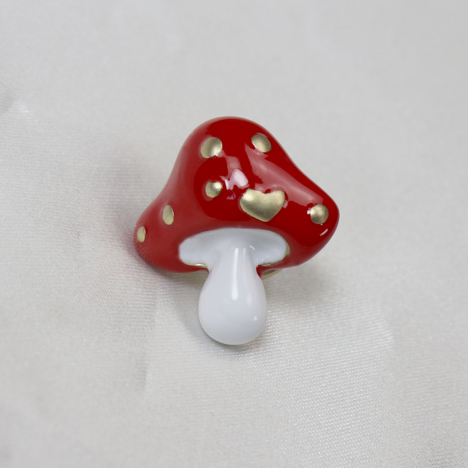 Middle Ancient vintage Enamel Cute Small Mushroom Corsage Women's Shawl Buckle Jewelry Collar Pin Brooch
