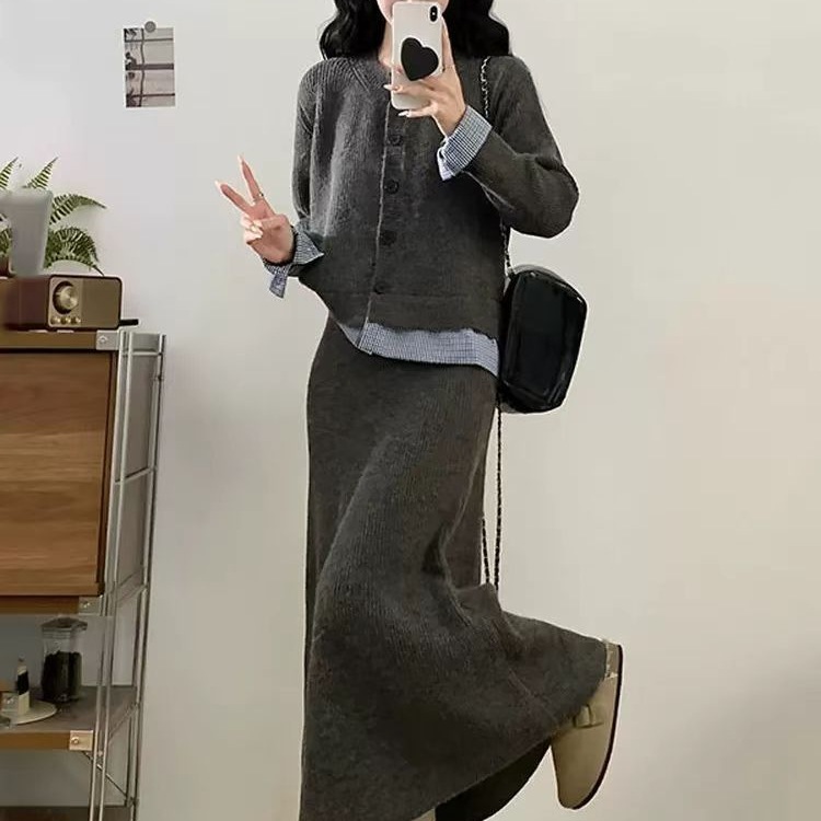 法式慵懒风灰色针织长袖连衣裙子女秋冬2025新款初秋搭配一整套装