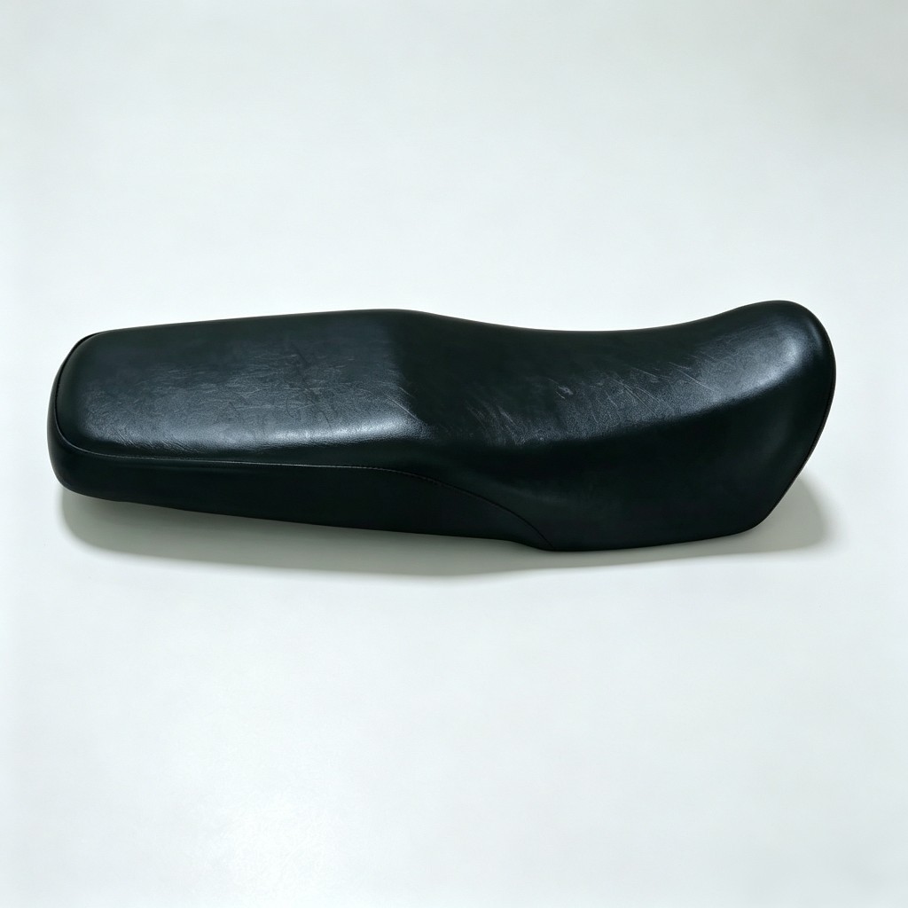 Haojue Dm Motorcycle Special Leather Seat Cover, Waterproof and Heat-Insulating Leather, Suitable for All Seasons, Wholesale and Dropshipping