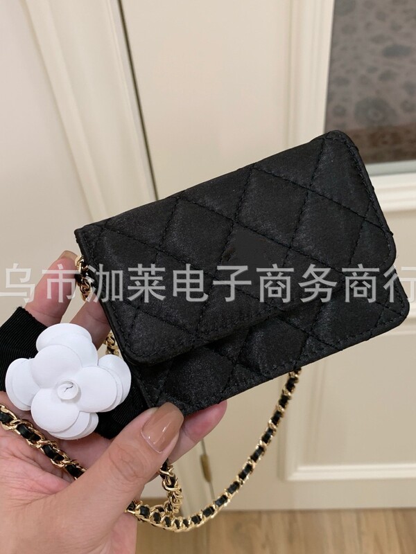 凹型スモールバッグ カメリアリボン ショルダーストラップ チェーン ブラックサテン ミニスモールショルダーバッグ ギフトボックス付き|undefined