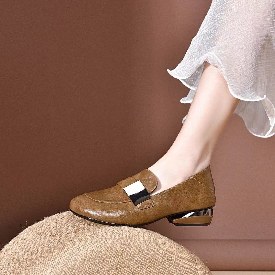Zapatos de Lefour para mujeres 2026 primavera y otoño zapatos de cabeza redonda de cuero suave con una sola sola sola plana no cansará los pies