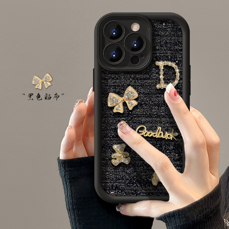 Sparkling Diamond Teddy Bear Bracelet Suitable for Apple 16 Plush Phone Case 15Pro Chanel Style 14 Silicone Anti-Drop X