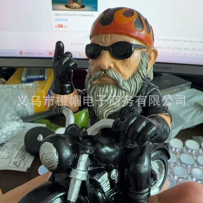 面白いオートバイ中指ノーム面白いオートバイ中指ノーム装飾品|undefined