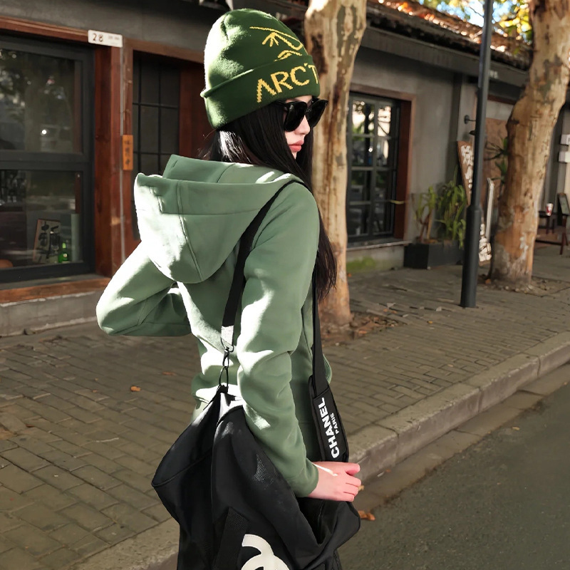 修身外套女春秋2025新款初秋季连帽卫衣收腰紧身瑜伽运动短款上衣|undefined