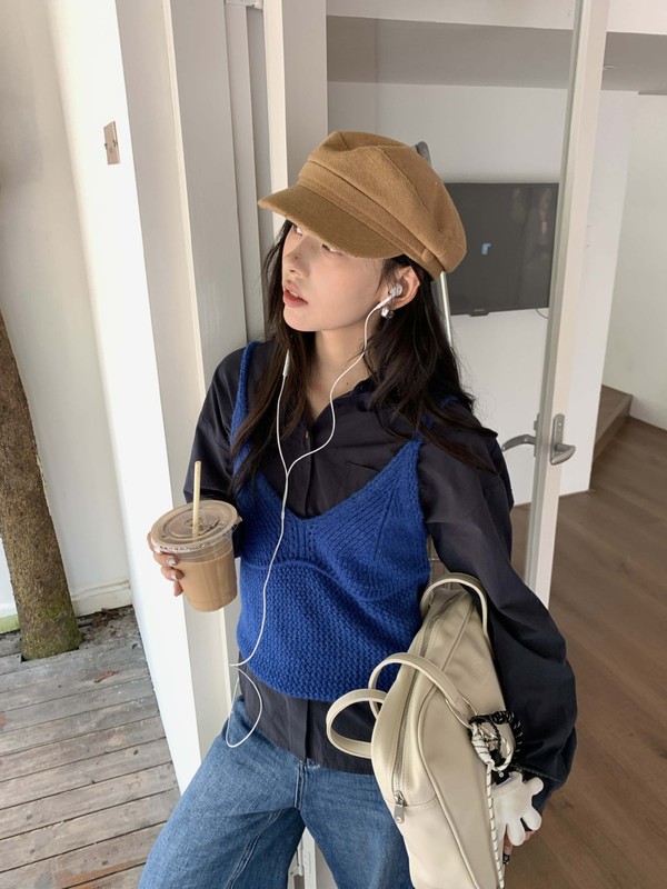 广州黄峥气质简约百搭显瘦镂空吊带背心女短款叠穿显瘦上衣530071|undefined