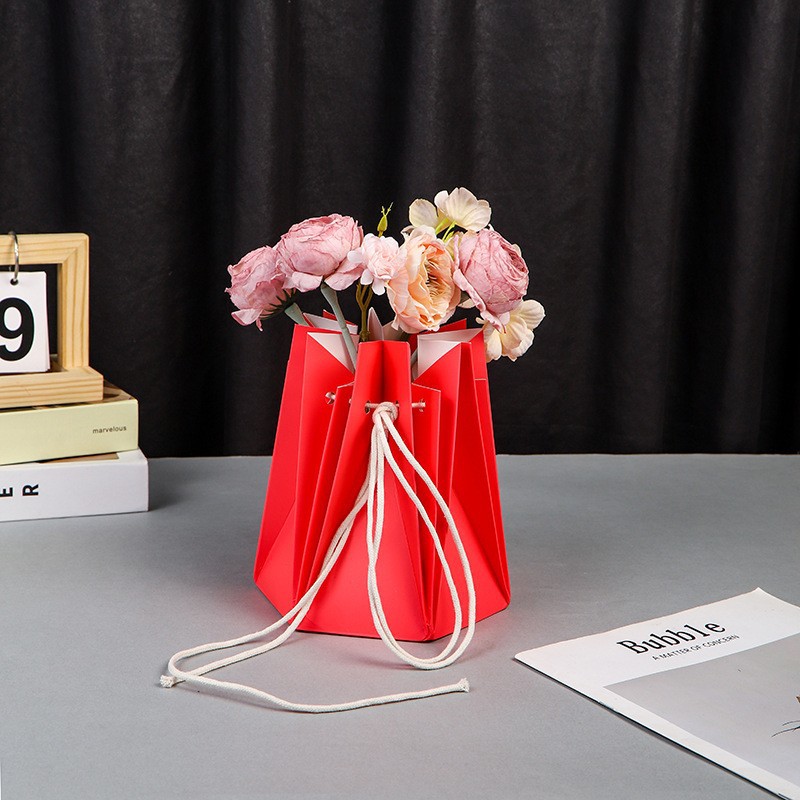 Bolso de flores de abrazo hexagonal hecho a mano, ramo de rosas, bolso de mano, resistente al agua, florista coreana, ramo, floral, material de rosa