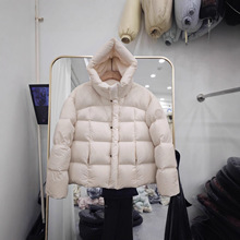 短款羽绒服女小个子白鸭绒连帽加厚泡芙面包服保暖外套2025冬新款