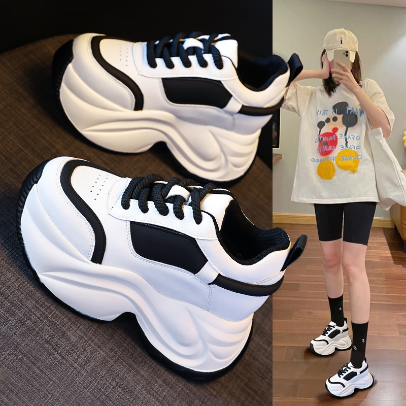 Giày sneaker nữ đế dày phối màu tăng chiều cao — Đen đỏ lót nhung