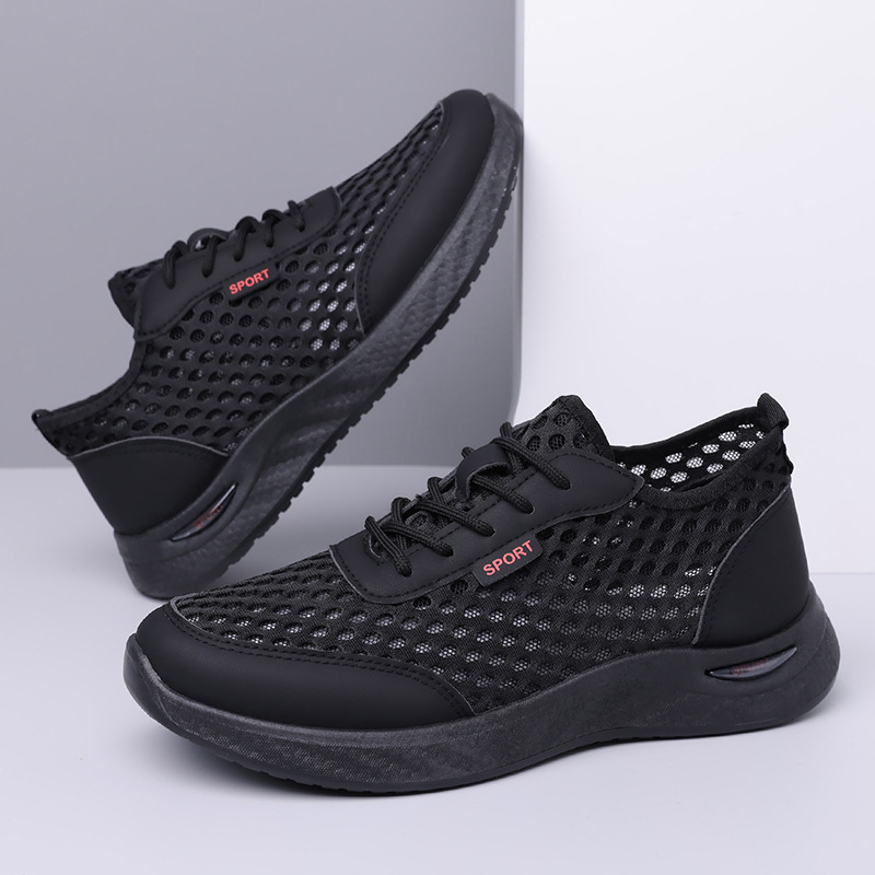 Zapatos de hombre de verano nuevos zapatos casuales respirables de malla hueca ligera suave simple zapatos deportivos al por mayor