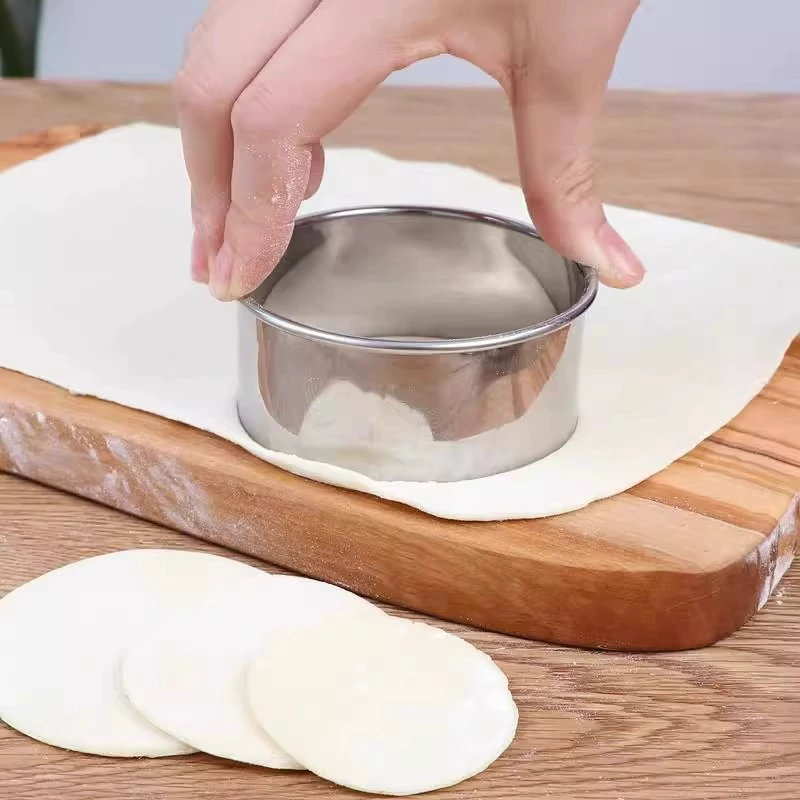 Cut dumpling leather mold mold crushing device Furnishing dumplings leather artifact cutter round dumpling tool stainless steel