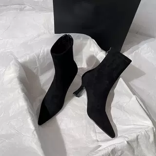 女鞋棕色短靴女高跟2025年秋冬新款百搭法式细跟弹力靴绒面尖头瘦