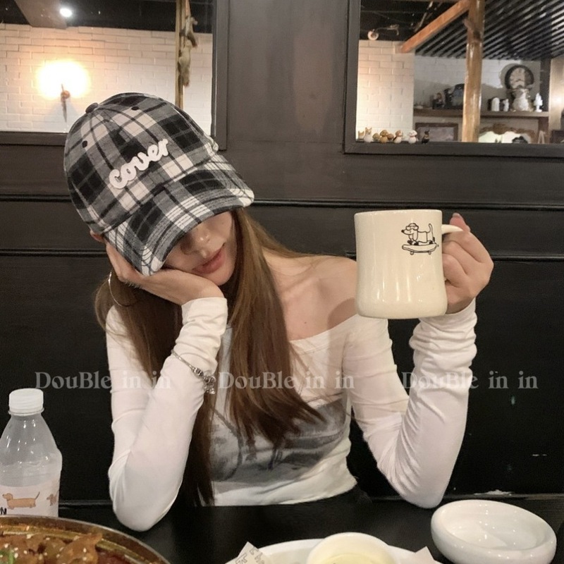 Double i i 韩版减龄字母格子棒球帽女百搭显脸小软顶鸭舌帽|undefined