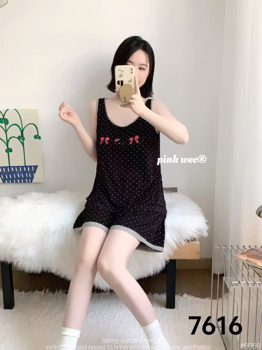 검은색
