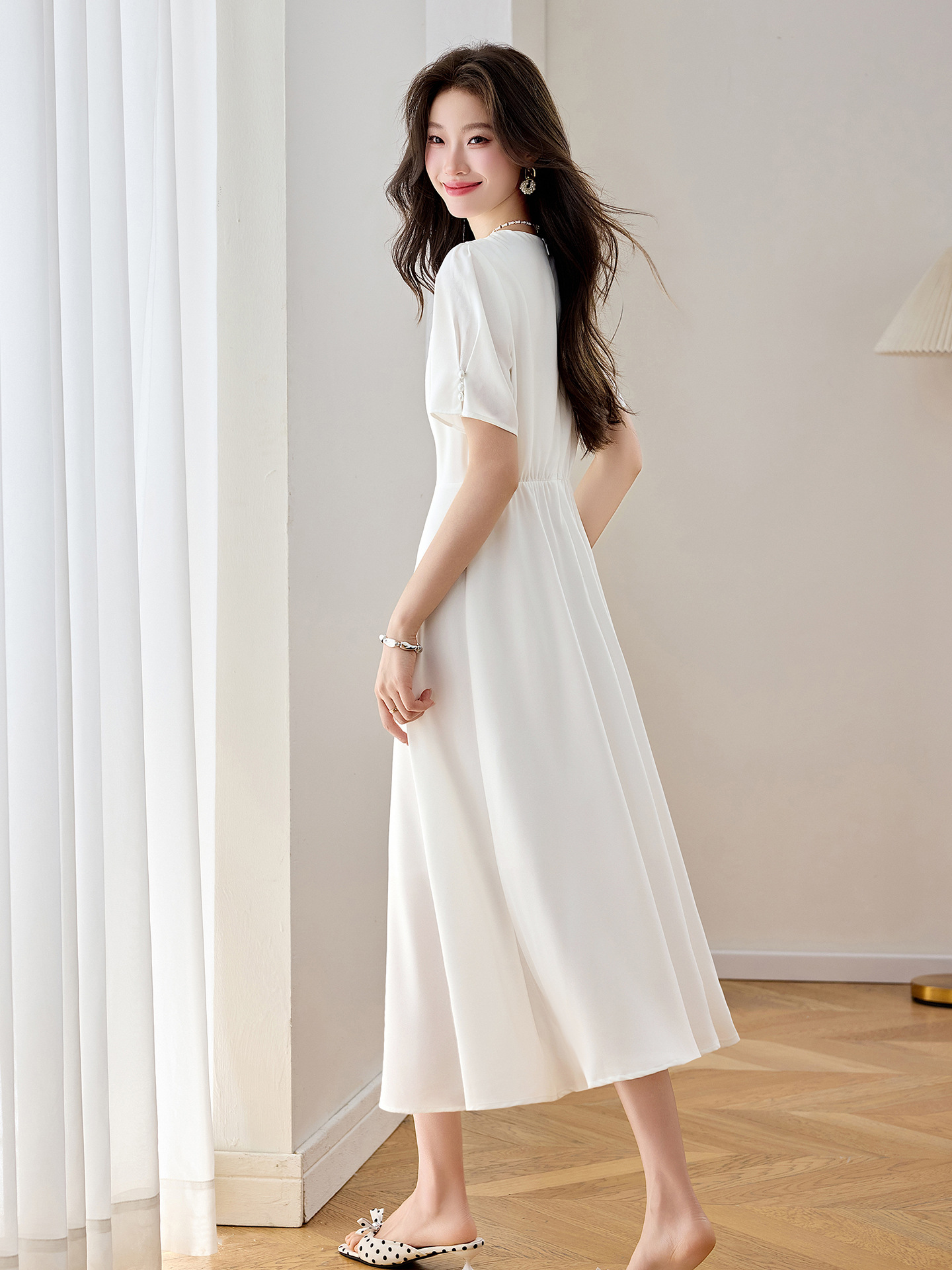 Đầm maxi nữ thắt eo cổ V dáng dài phối màu trơn — màu xanh đậm, màu tím, màu trắng
